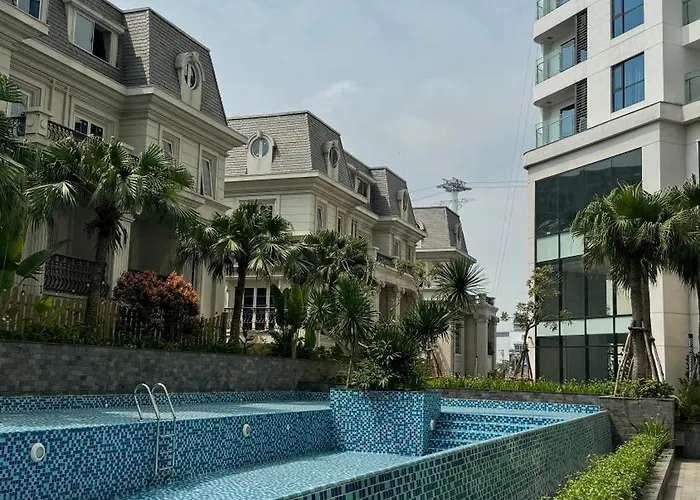 Chip & Den's House Ocean View The Sapphire Aparthotel Ha Long